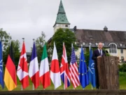 உக்ரைனில் இருந்து ரஷ்யா வெளியேற வேண்டும்- G7 அமைச்சர்கள் வலியுறுத்தல் ukraine g7 russia