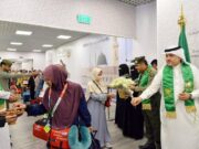 சவூதி அரேபியா வந்தடைந்த மலேசியா மற்றும் வங்கதேசத்தின் முதல் ஹஜ் விமானம்.