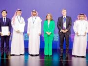 மூன்றாம் காலாண்டின் முடிவில் சவூதி அரேபிய அந்நிய முதலீடு 22.5 பில்லியன் ரியால்களை எட்டியுள்ளதாக மனித வள மேம்பாட்டு அமைச்சர் தகவல்.