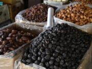 மதீனா நகரில் பேரீச்சம்பழ விற்பனை அதிகரித்துள்ளது.