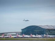 ஒப்பந்தத்தின் மூலம் ஹீத்ரோவில் 10% பங்குகளை PIF பெறுகிறது.