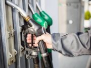 விதிமீறல்களுக்காக 39 எரிபொருள் நிலையங்களை சவூதி அதிகாரிகள் மூடியுள்ளனர்.