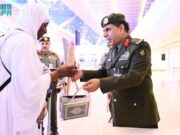 கிங் அப்துல்அஜிஸ் சர்வதேச விமான நிலையத்தில் பாஸ்போர்ட் டைரக்டர் ஜெனரல் பணியை ஆய்வு செய்தார்.