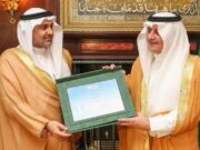 உலக சுகாதார நிறுவனத்தால் (WHO) தபூக் நகரம் ஆரோக்கியமான நகரமாக சான்றளிக்கப்பட்டுள்ளது.