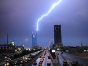 மழை முன்னறிவிப்புக்கு மத்தியில் ரியாத் பள்ளிகளில் நேரடி வகுப்புகள் நிறுத்தப்பட்டுள்ளது.