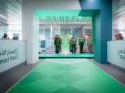 மதீனா விமான நிலையத்தில் ஸ்மார்ட் பாஸ் திட்டத்தை இளவரசர் சல்மான் தொடங்கி வைத்தார்.