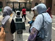 மதீனா பயணிகளுக்காக சுகாதார அமைச்சகம் ஸ்மார்ட் ரோபோ சேவையை அறிமுகப்படுத்தியுள்ளது.