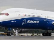 போயிங் பாதுகாப்பு கவலைகளை எழுப்பியதற்காக மெக்கானிக் பணிநீக்கம்.